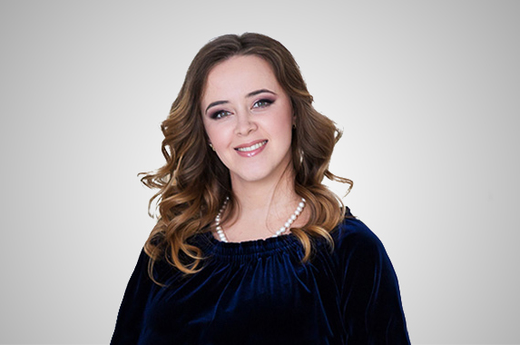 Наталья Хороших - специалист по регистрациям с опытом 11 лет